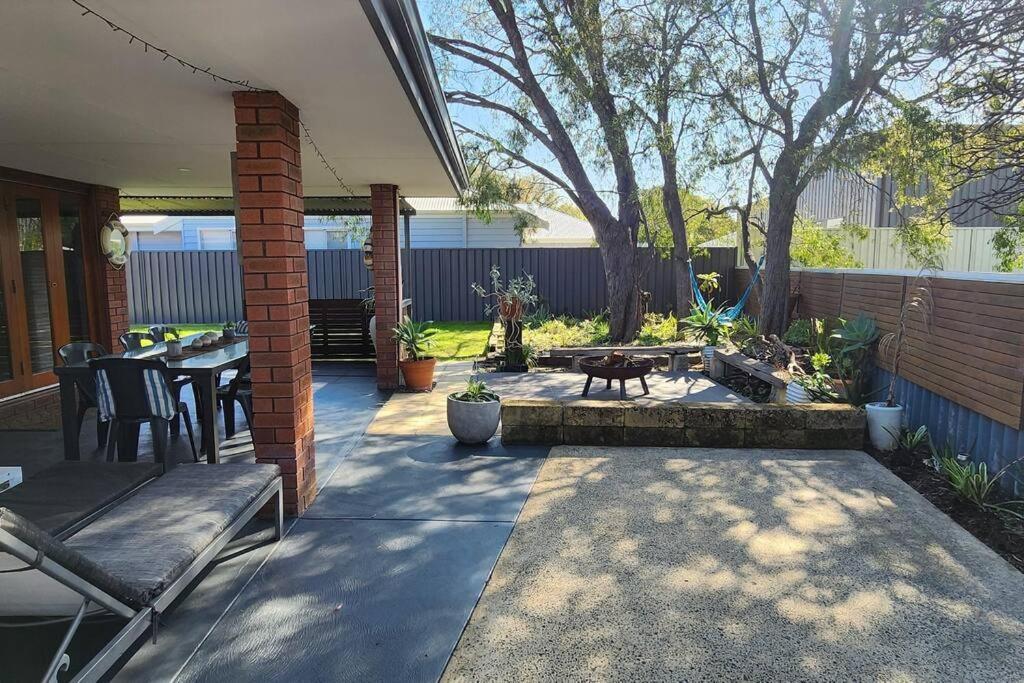 Abbey Beach Cottage 巴瑟尔顿 外观 照片