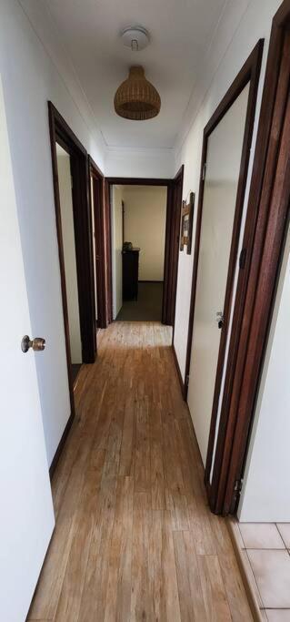 Abbey Beach Cottage 巴瑟尔顿 外观 照片