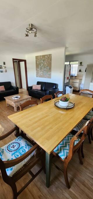Abbey Beach Cottage 巴瑟尔顿 外观 照片